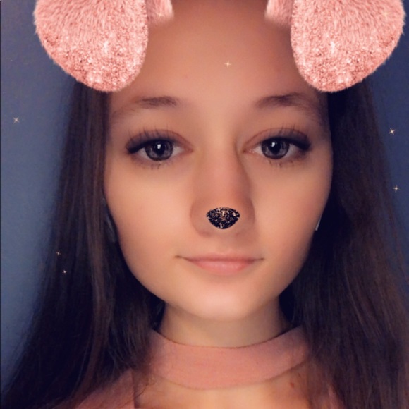 Meet your Posher, Bree - Picture 1 of 1